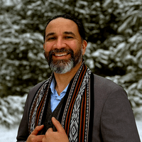 headshot photos of Aiman Duckworth