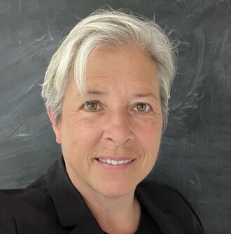 Headshot of Kristina Hill