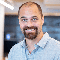 headshot photo of Chris Hardy